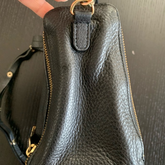 Halston Heritage Crossbody Camera style bag in black Pebbled Leather. EUC - Picture 5 of 8